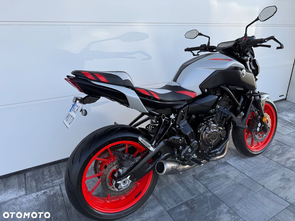 Yamaha MT - 17