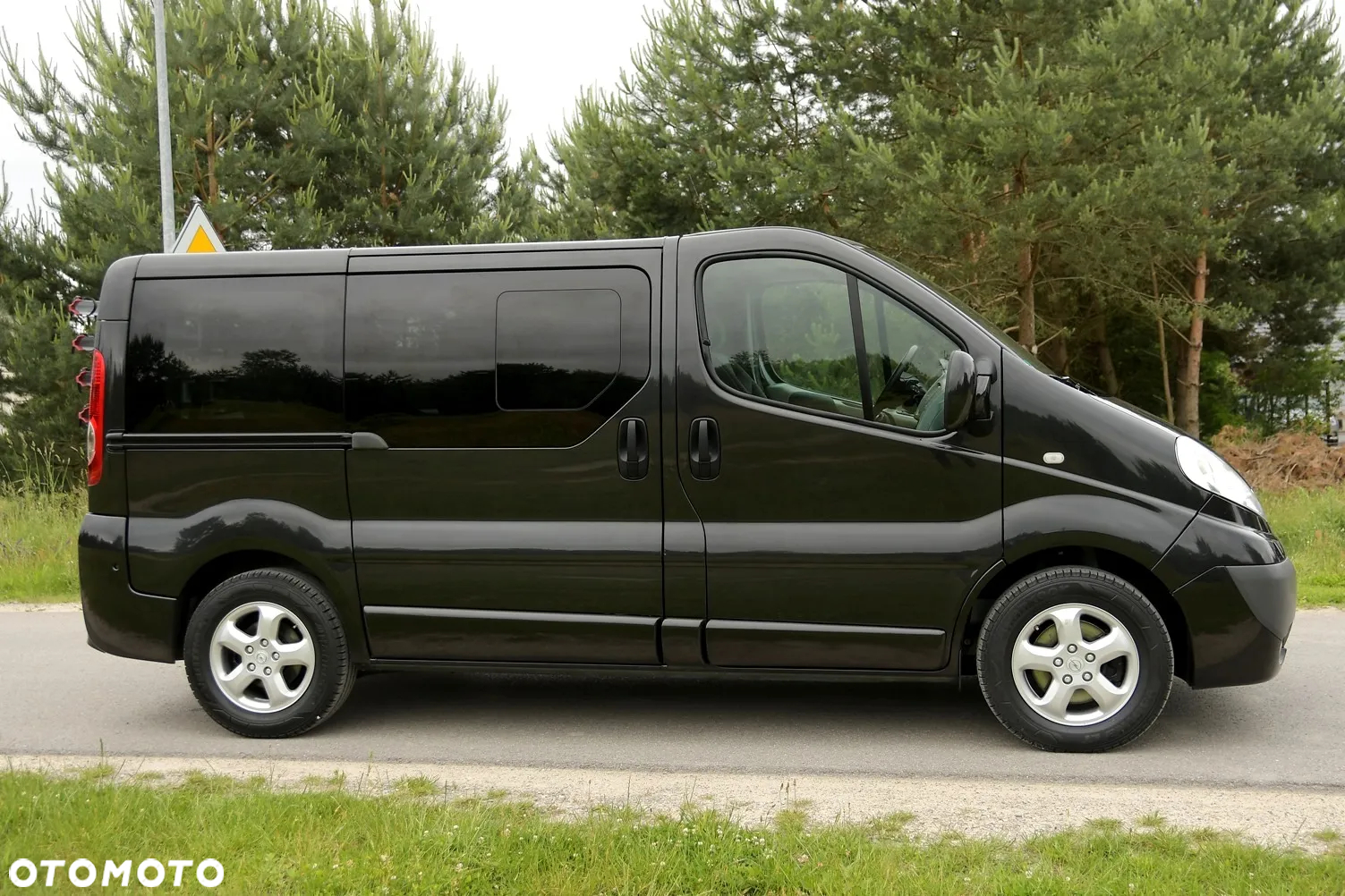 Opel Vivaro L1H1 Tour Cosmo - 4