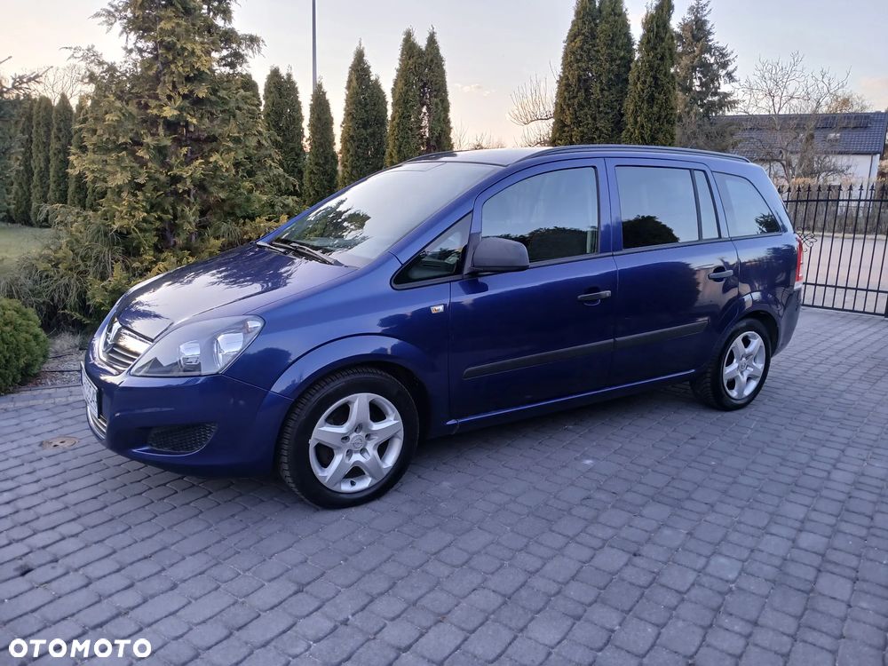 Opel Zafira - 2