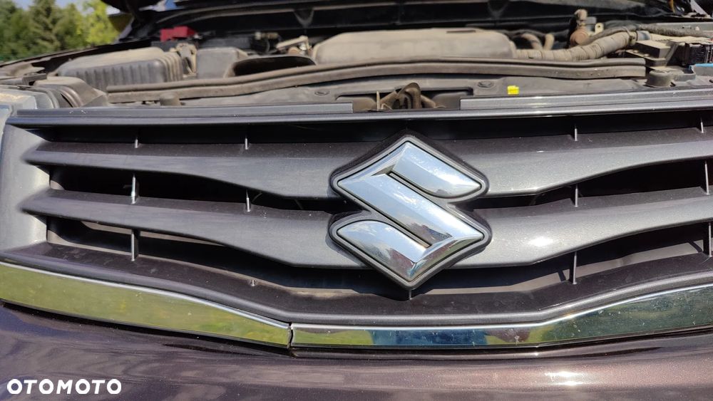 Suzuki Grand Vitara 2.4 Premium EU5 - 13