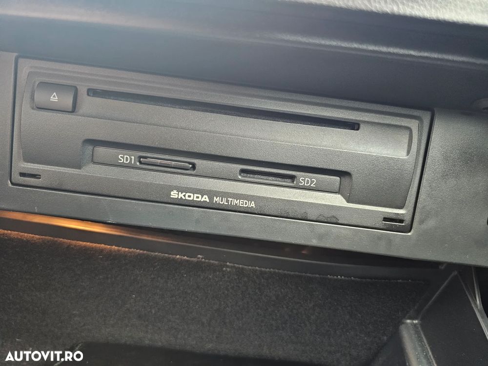 Skoda Octavia 1.6 TDI Green tec 4x4 Elegance - 9