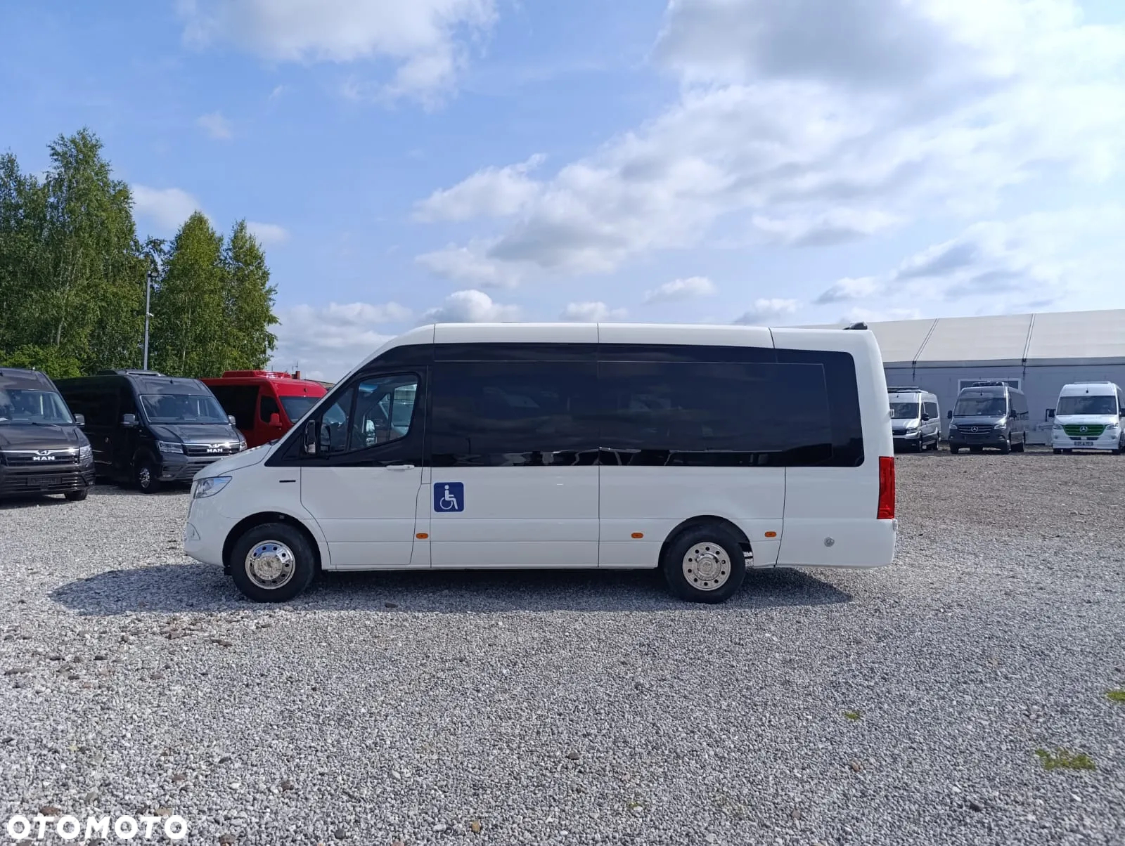 Mercedes-Benz eSprinter - 10