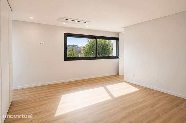 Moradia T4 + escritório em Gualtar, Braga - Grande imagem: 4/6