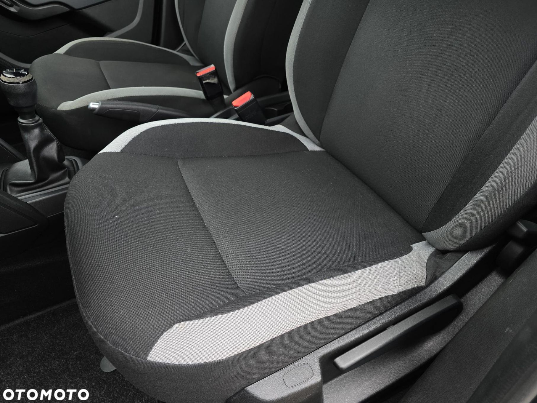 Dacia Duster 1.6 SCe Access - 14