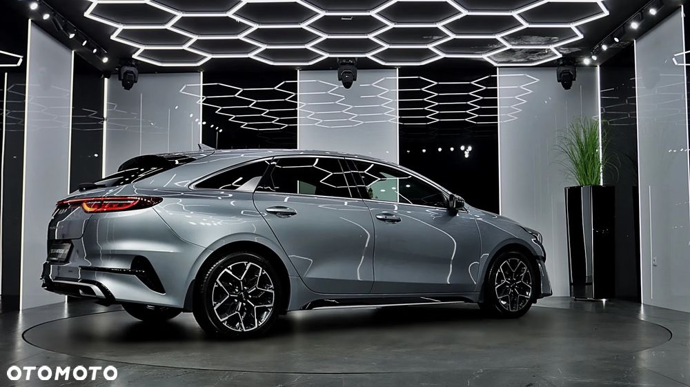 Kia ProCeed 1.5 T-GDI GT Line DCT - 11