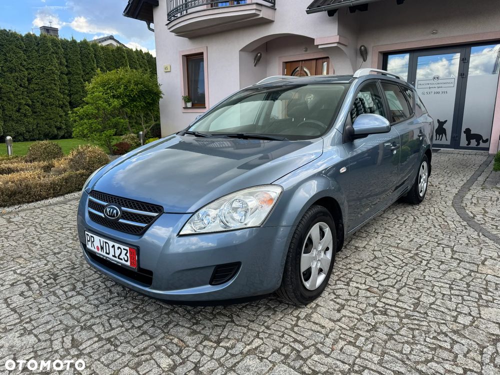 Kia Ceed 1.4 Comfort - 1