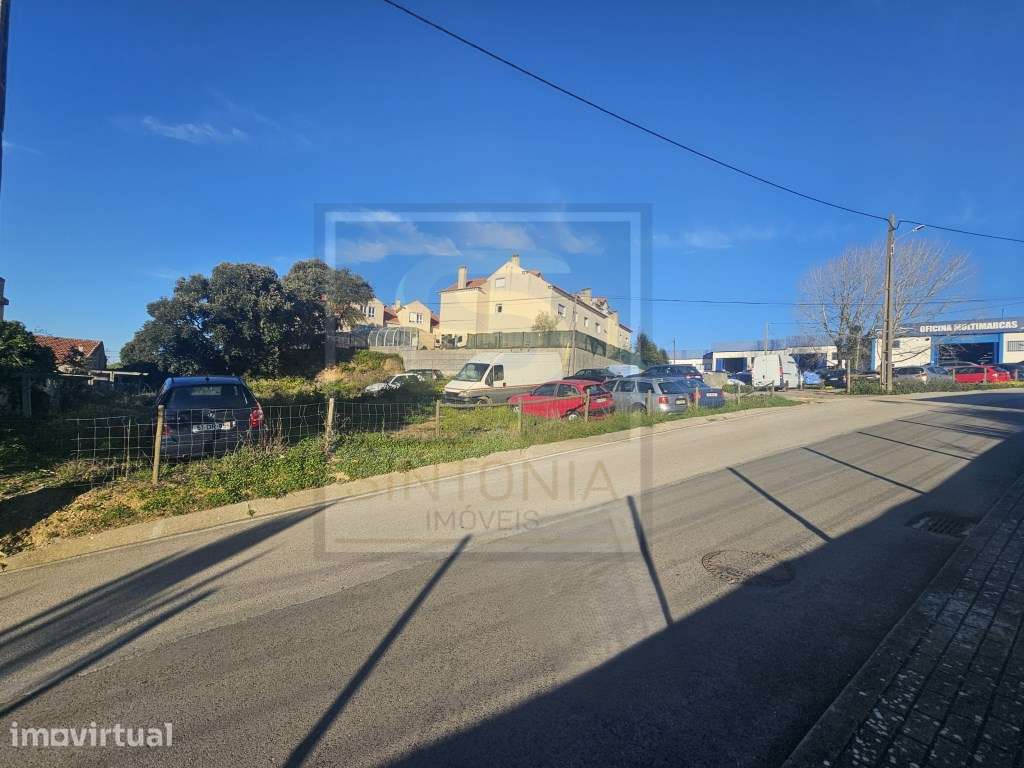 Terreno Urbano de 2.125 m² - Oportunidade no Centro de Mafra - Grande imagem: 2/3