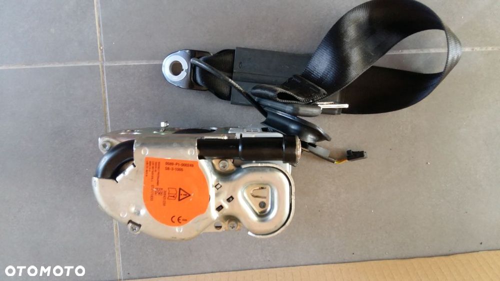 PAS BEZPIECZEŃSTWA LEWY AUDI R8 16- 4S7857705A - 4