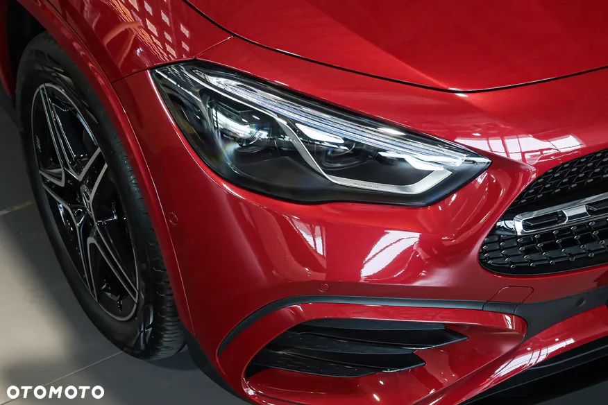 Mercedes-Benz GLA 200 AMG Line - 1