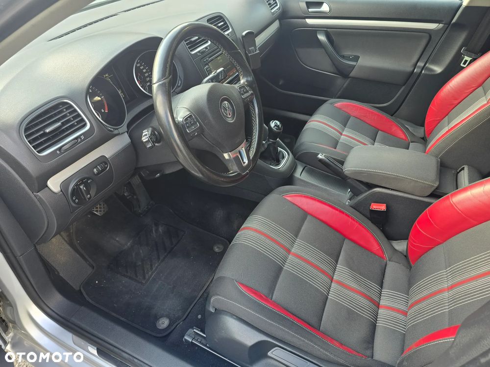 Volkswagen Golf 1.6 TDI DPF MATCH - 5
