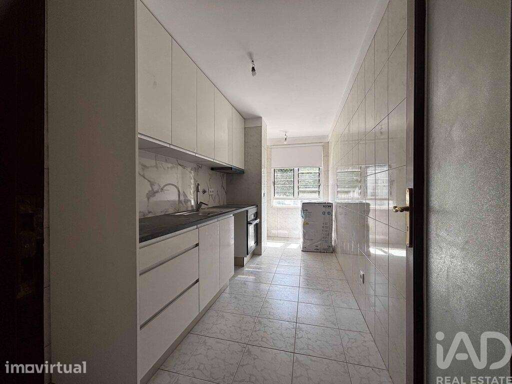 Apartamento T2 em Baguim do Monte de 71,4 m2 - Grande imagem: 2/26