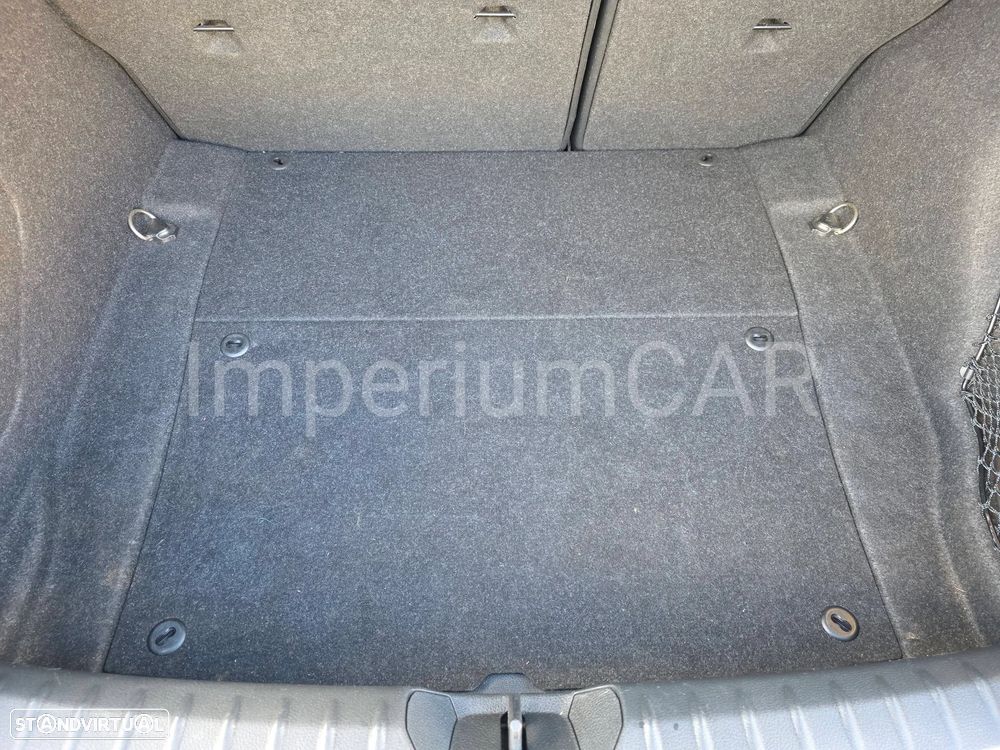 BMW 118 d Pack M - 26