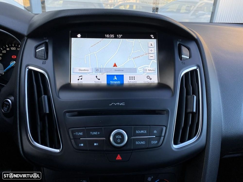 Ford Focus SW 1.5 TDCi EcoBlue Titanium - 17