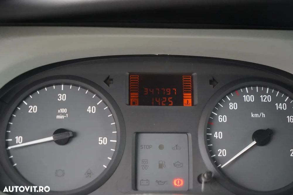 Opel VIVARO / MICROBUZ / 9 LOCURI / REVIZUIT / - 39