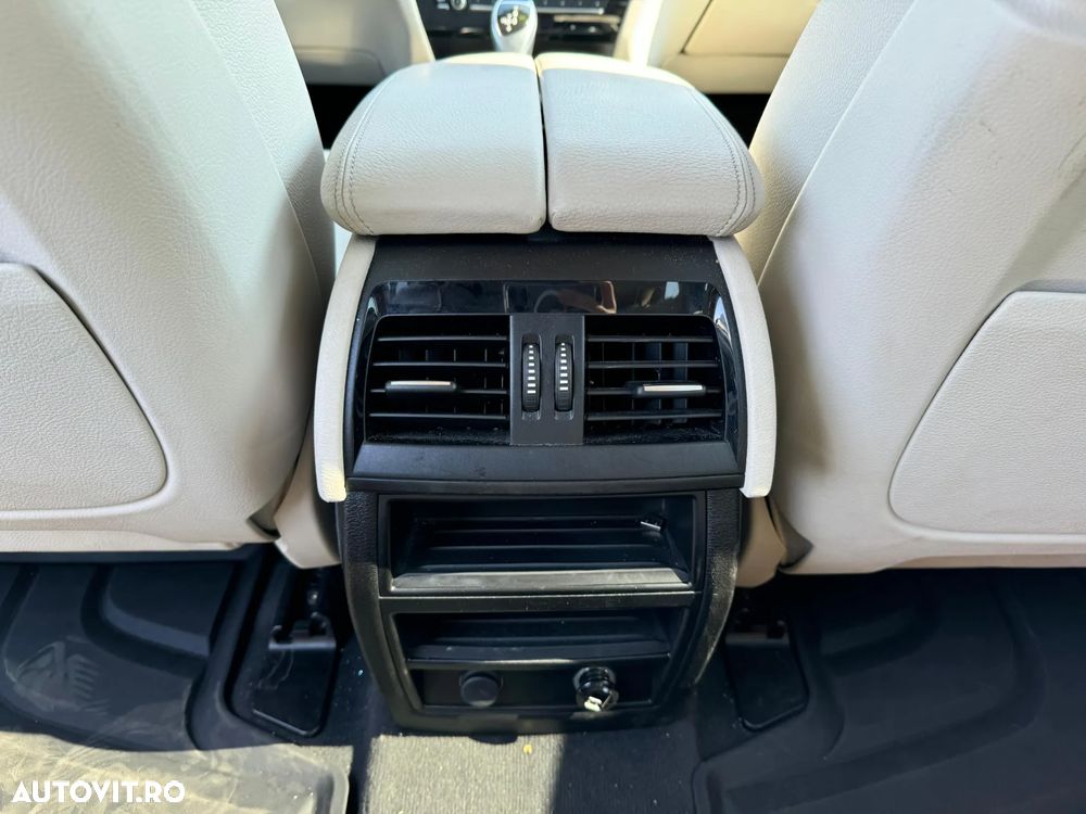 BMW X5 xDrive25d - 11