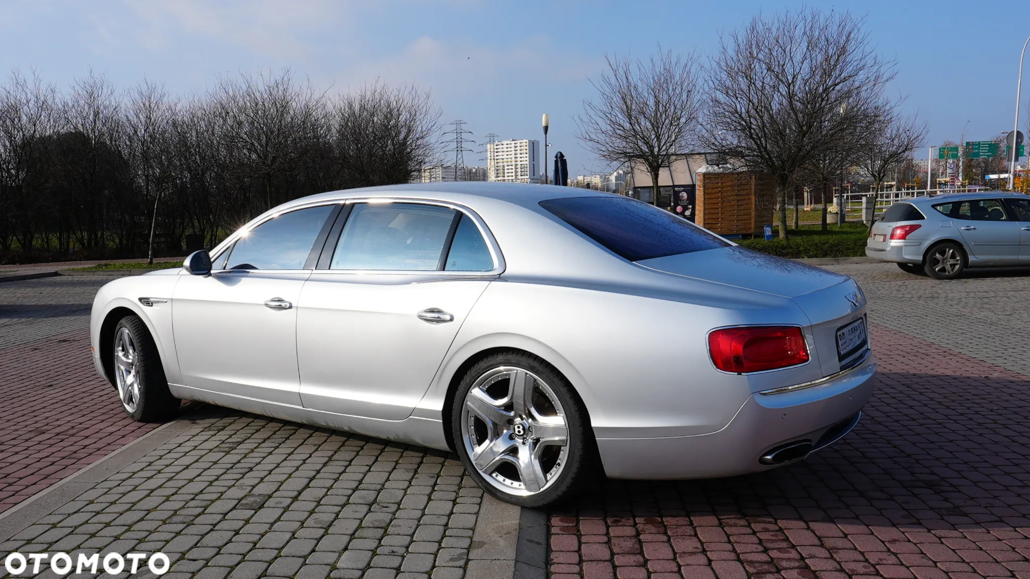 Bentley Flying Spur W12 - 15