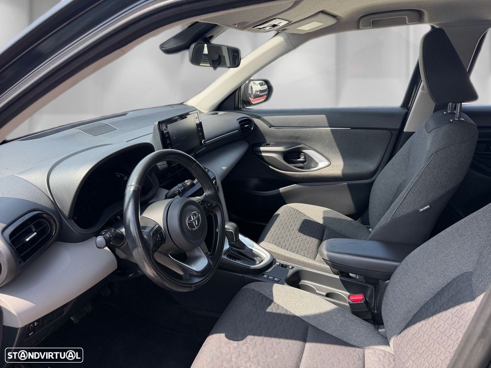 Toyota Yaris Cross 1.5 HDF Comfort Plus AWD - 7