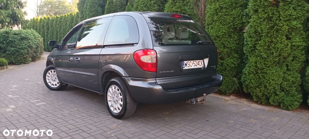 Chrysler Voyager - 11