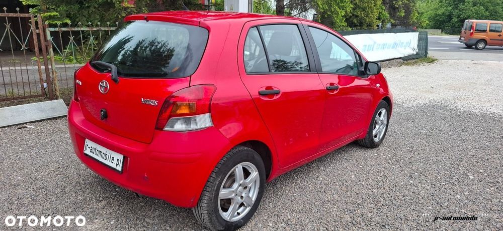 Toyota Yaris 1.33 Sol - 4