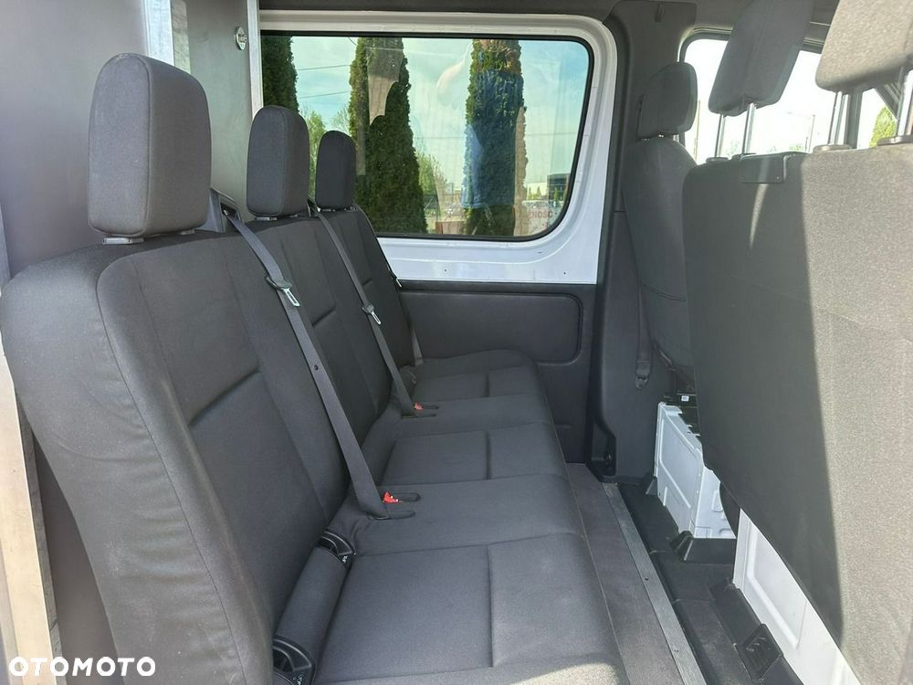 Mercedes-Benz Sprinter - 15