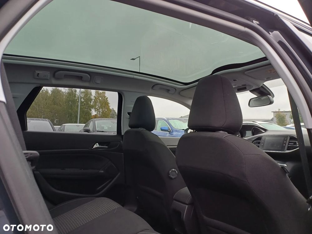 Peugeot 308 SW PureTech 110 Stop & Start Allure - 14