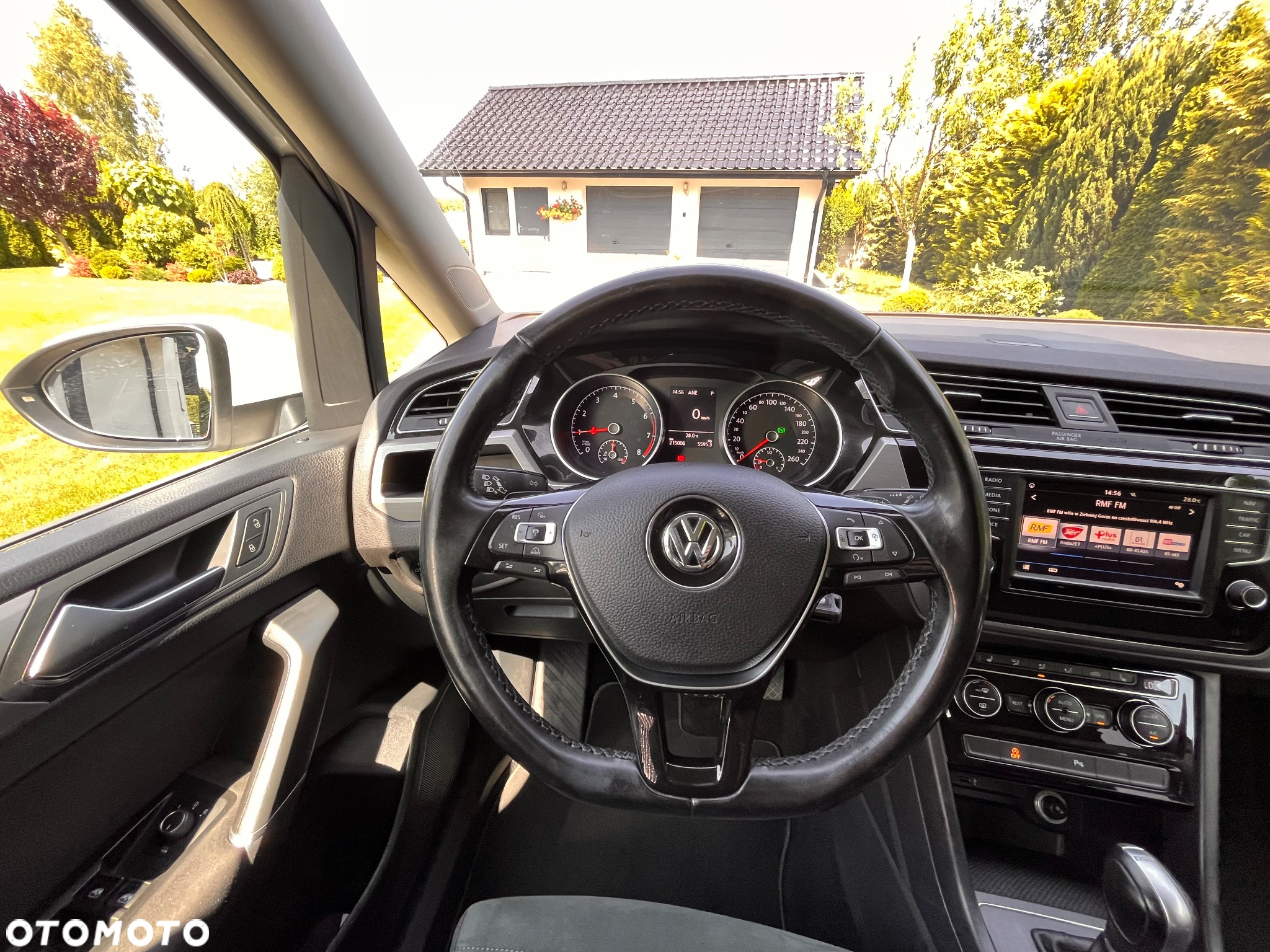 Volkswagen Touran 1.4 TSI (BlueMotion Technology) DSG Highline - 11