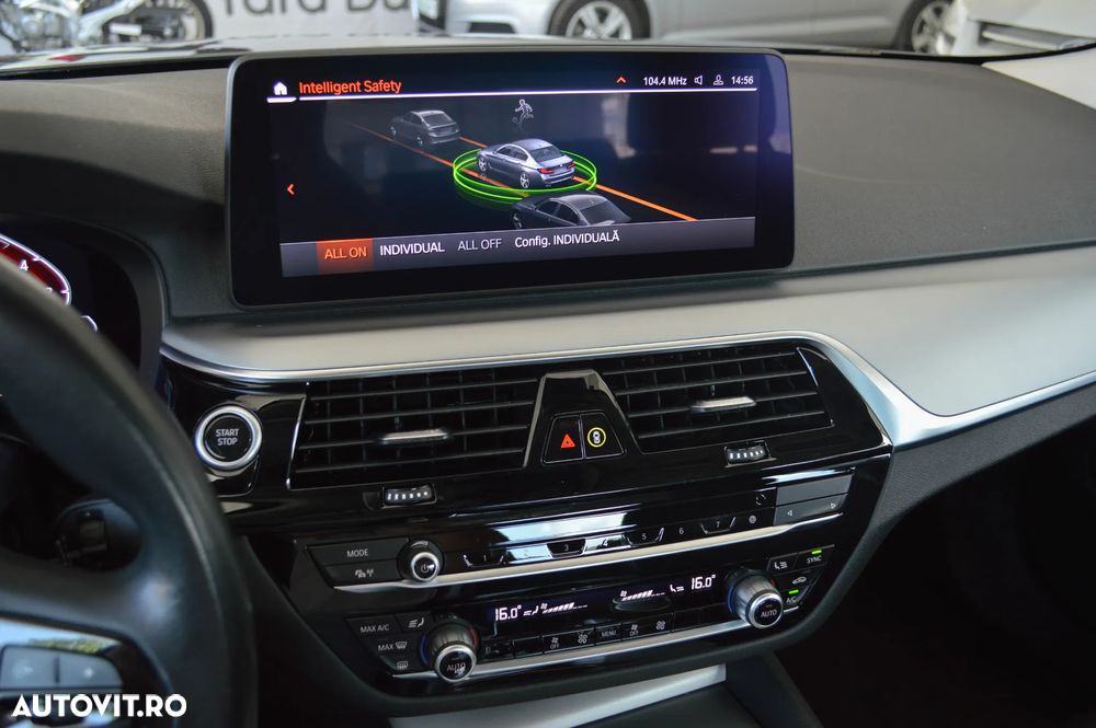 BMW Seria 5 520e Aut. Luxury Line - 9