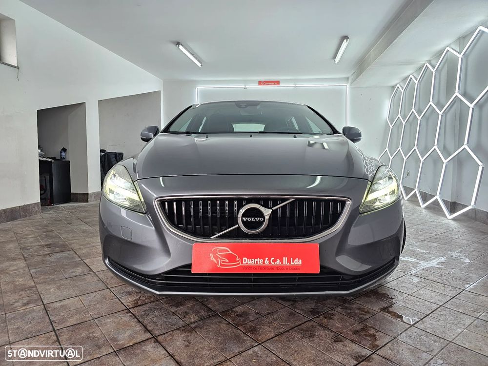 Volvo V40 2.0 D3 Momentum - 2