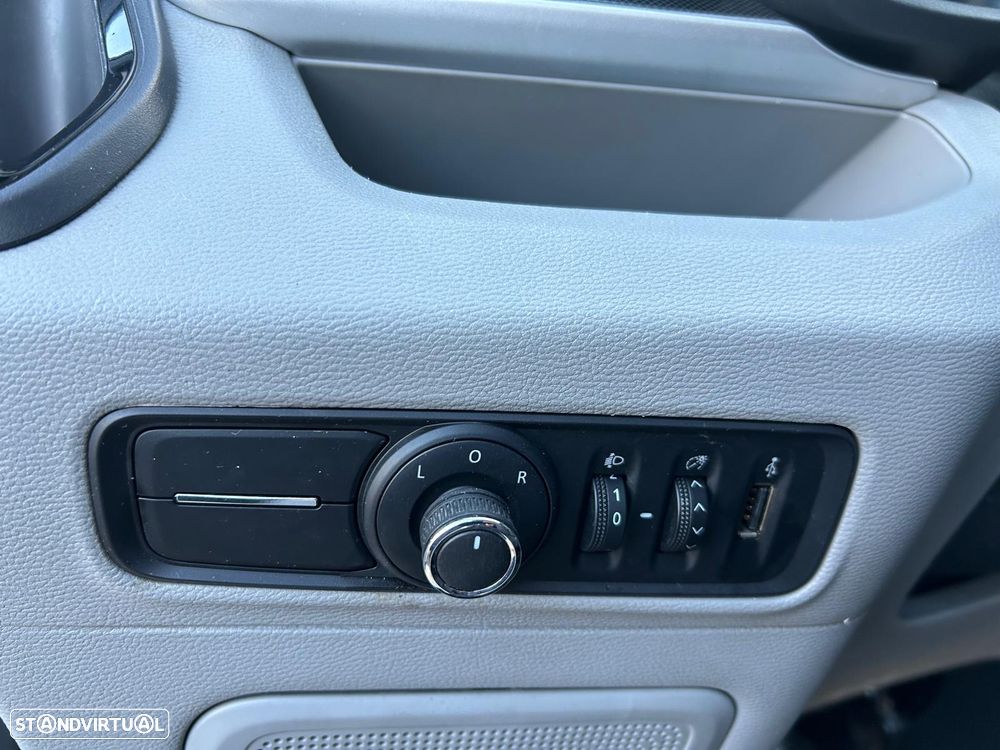 Maxus E-DELIVER 9 72KWh IVA DEDUTIVEL - 16