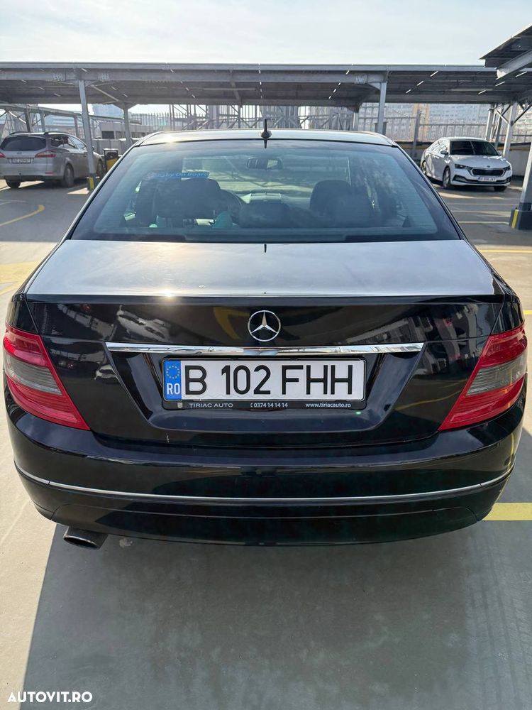 Mercedes-Benz C - 11