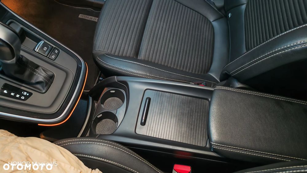 Renault Grand Scenic - 37
