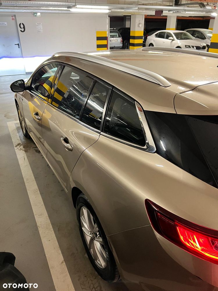 Renault Scenic 1.5 dCi Bose - 16