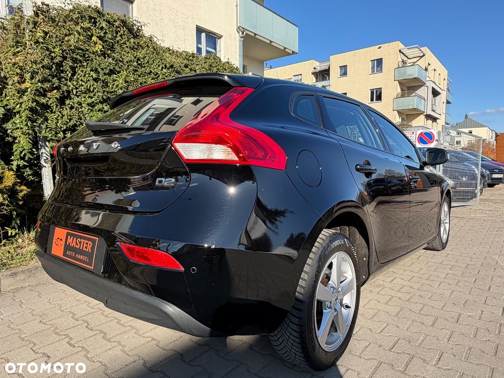Volvo V40 D2 Drive-E Momentum - 3