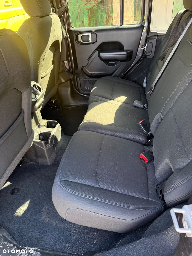 Jeep Wrangler 3.6 Unlim Black Edition II - 14