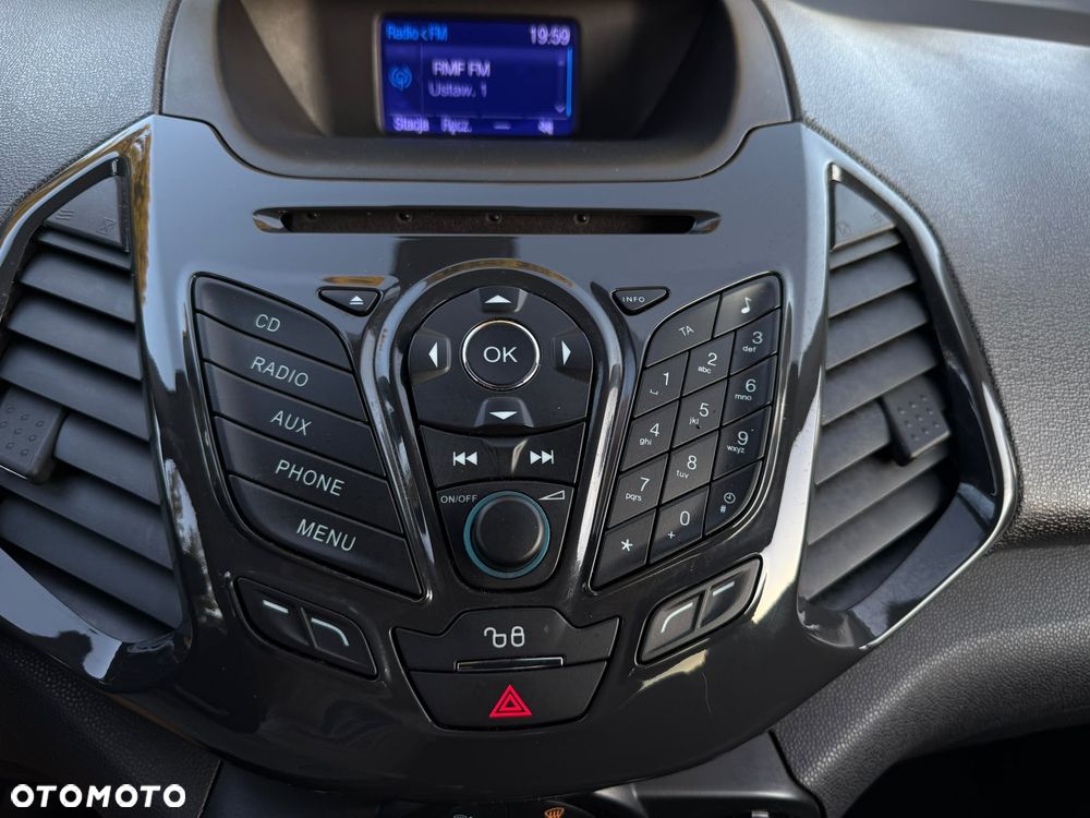 Ford EcoSport 1.0 EcoBoost TITANIUM - 28