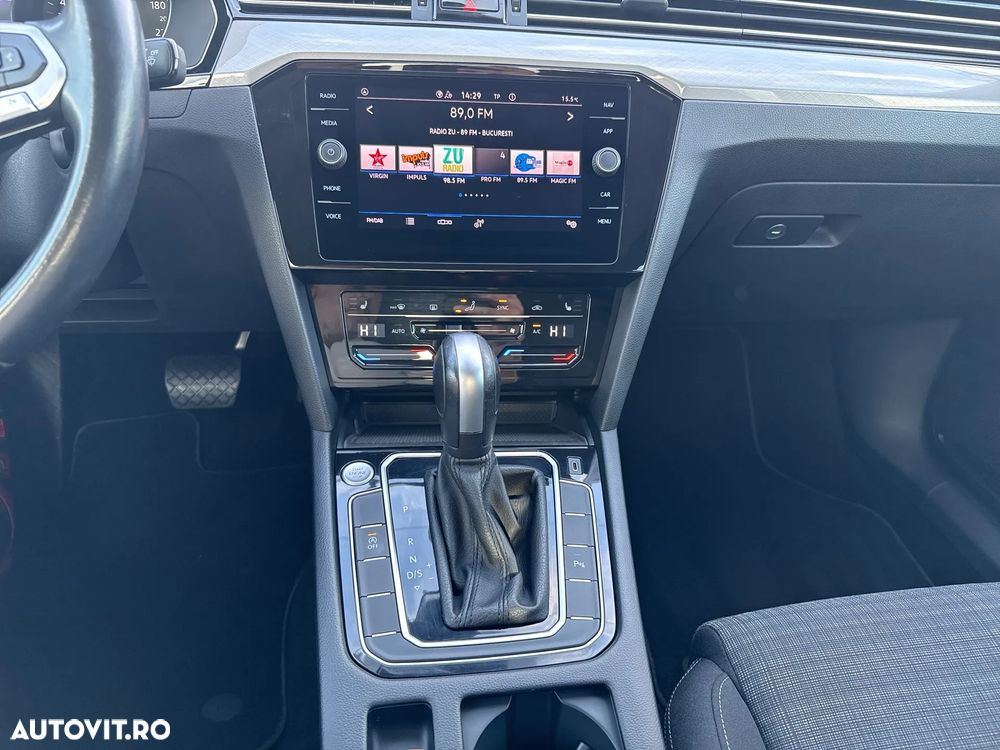 Volkswagen Passat 2.0 TDI DSG Comfortline - 17