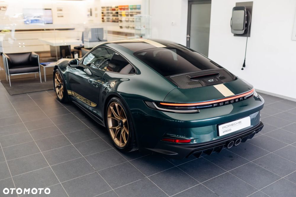 Porsche 911 GT3 Touring PDK - 13