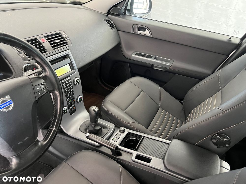 Volvo V50 1.6D DRIVe Kinetic Start-Stop - 13