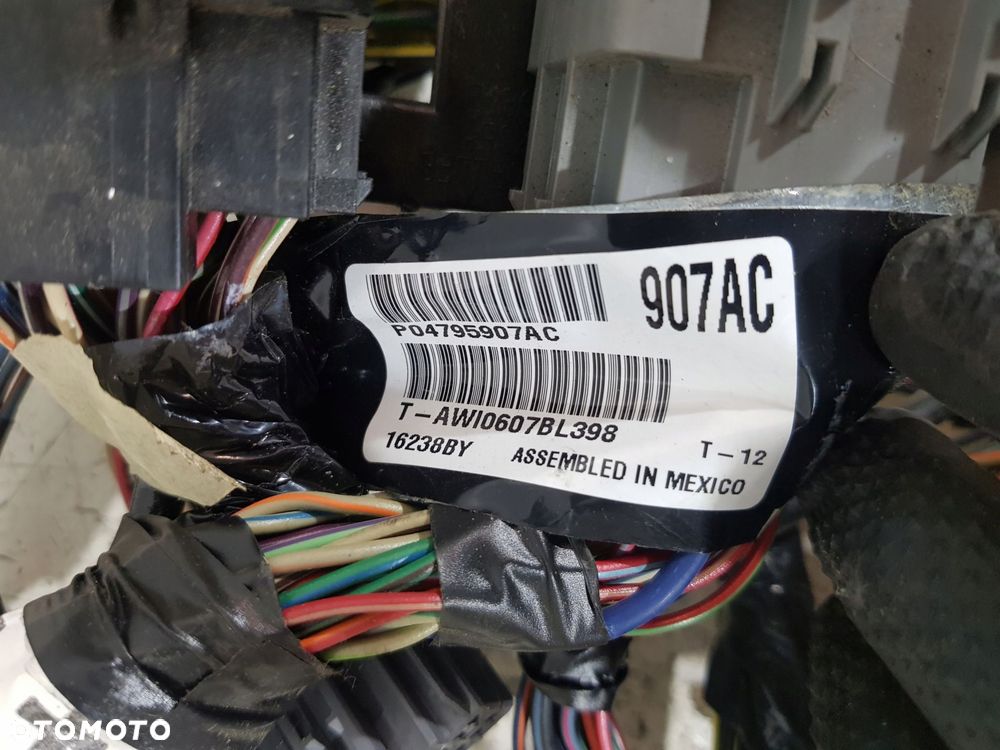 wiązka instalacja deski rozdzielczej 04795907ac jeep compass i 07 rok 2.4b - 13