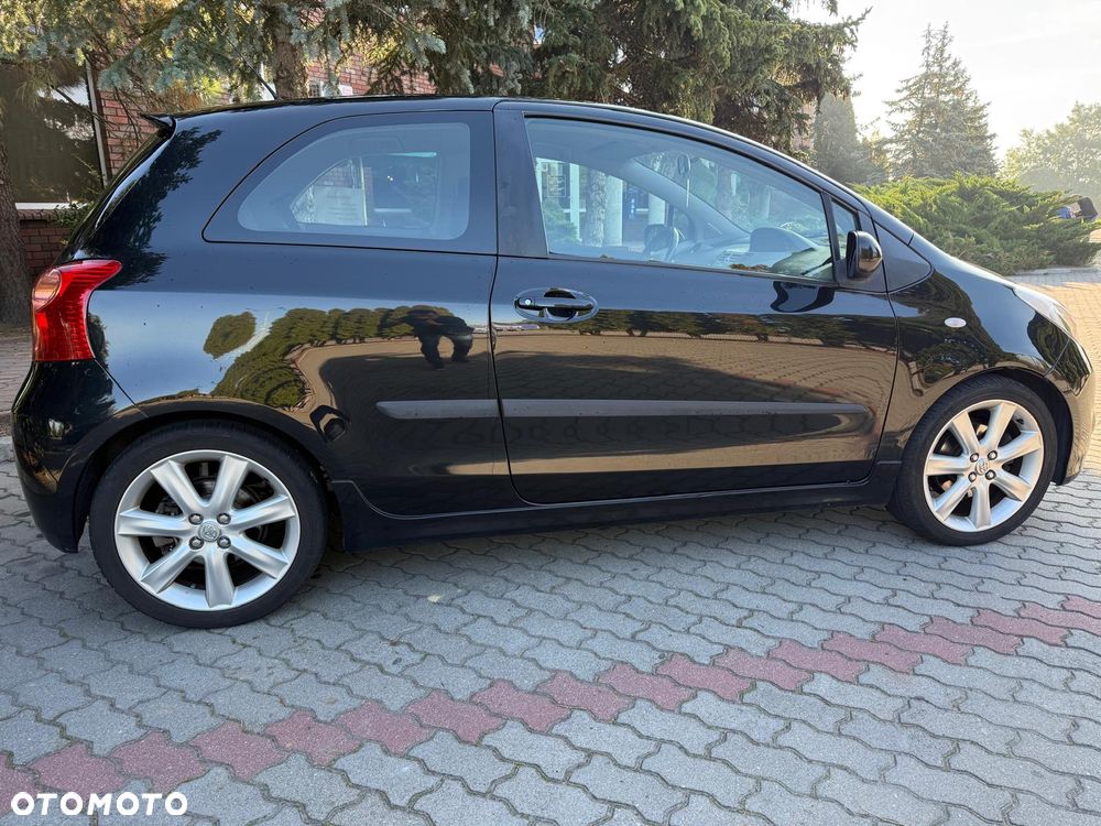 Toyota Yaris 1.8 VVT-i TSport - 3
