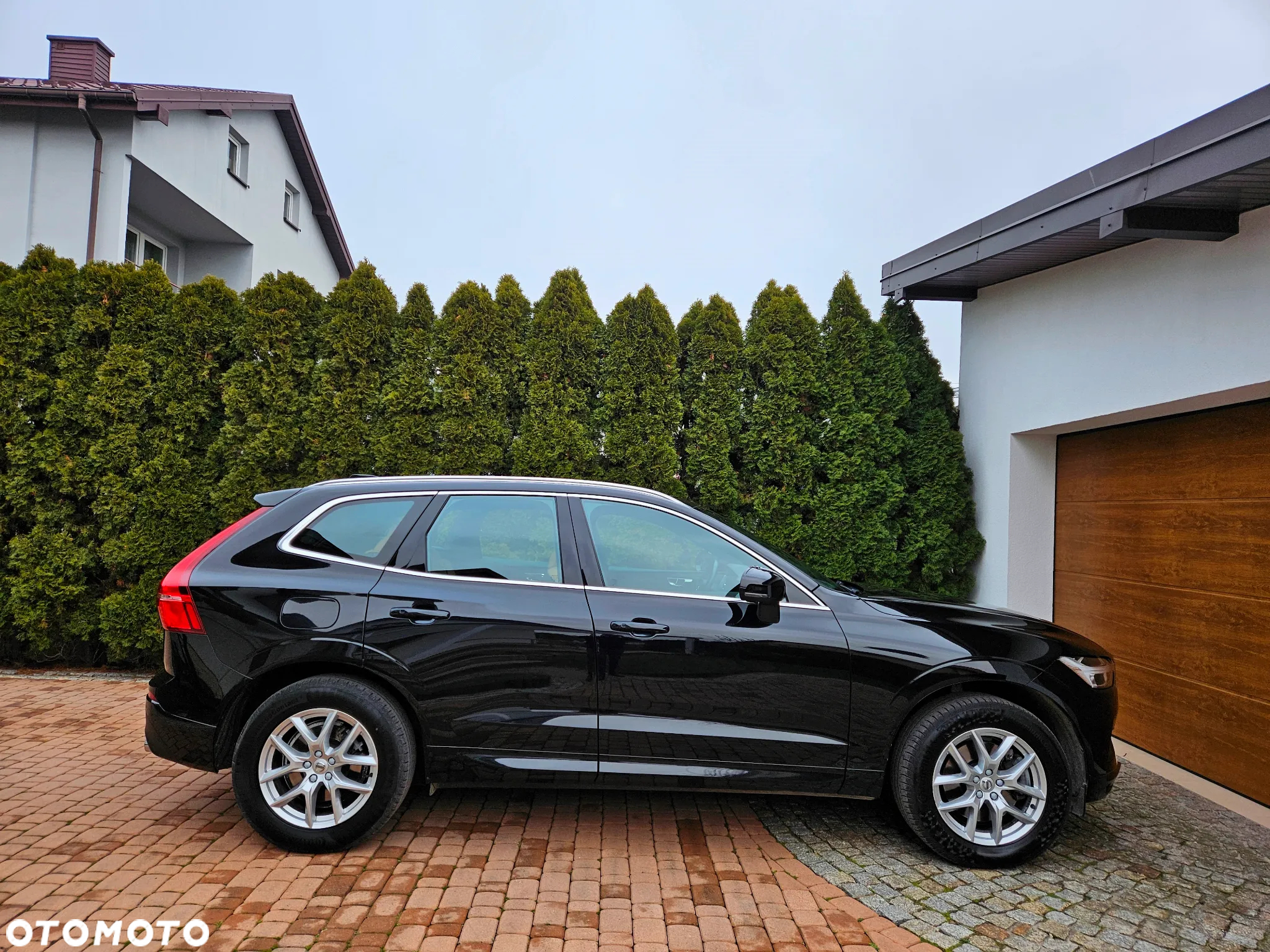 Volvo XC 60 T5 AWD Momentum Pro - 6