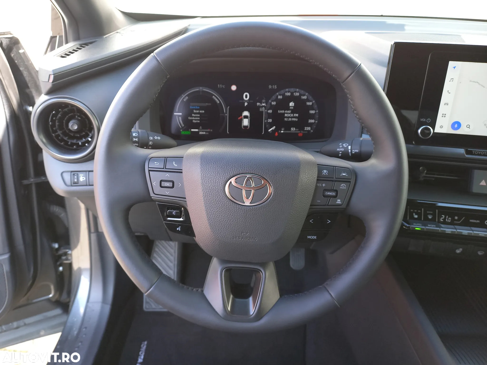 Toyota C-HR 1.8 HEV 140 CP 4x2 CVT Dynamic - 16