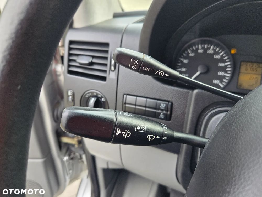 Mercedes-Benz Sprinter - 24