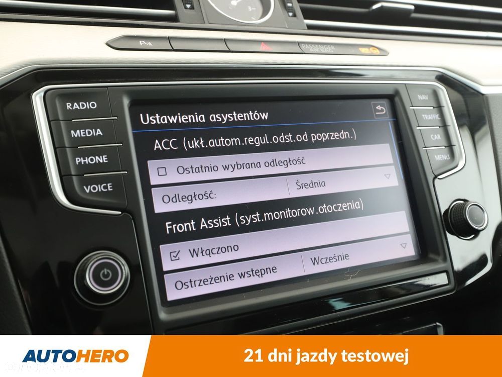 Volkswagen Passat Alltrack - 23