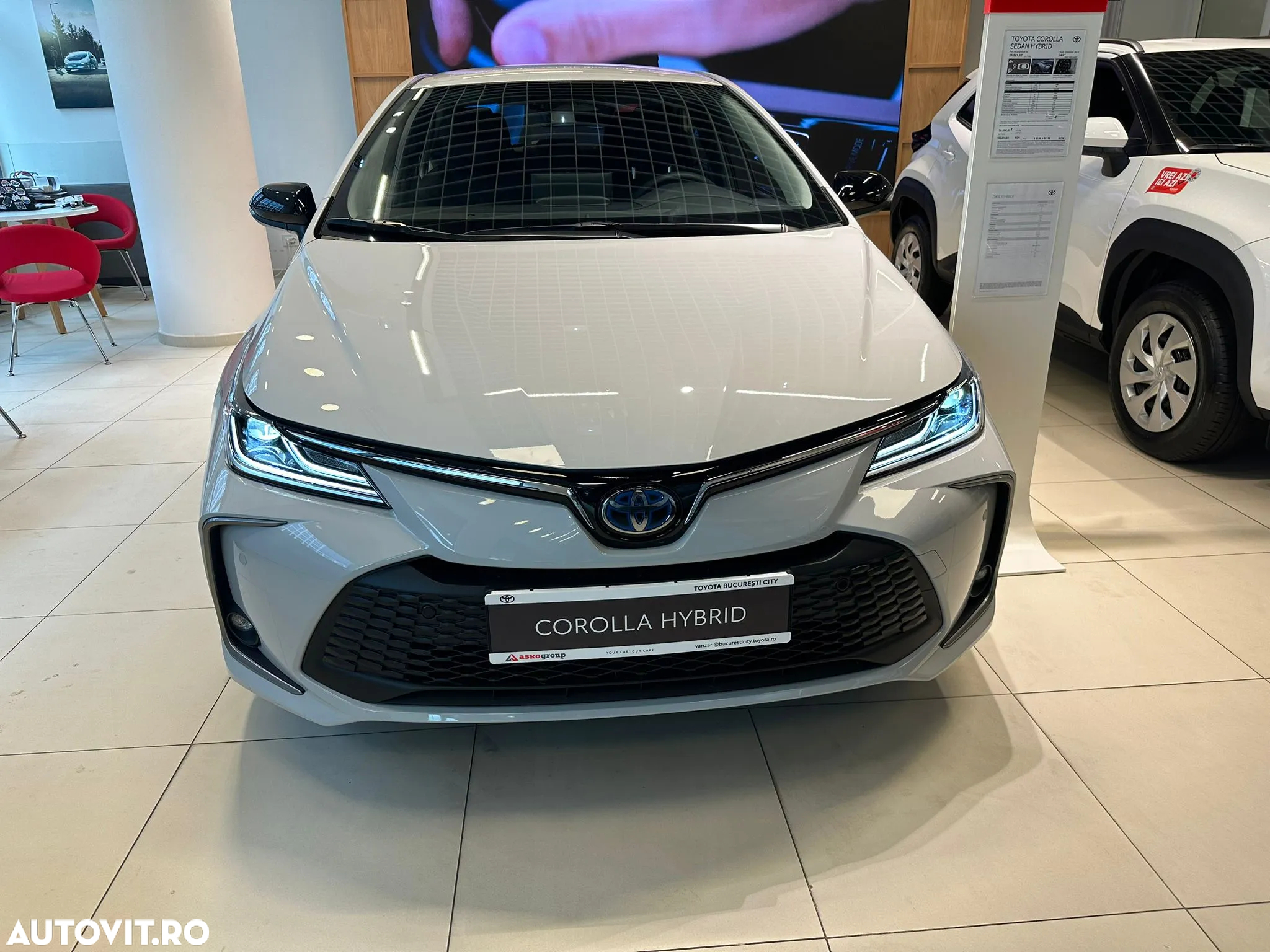 Toyota Corolla Sedan 1.8 HSD Business - 20