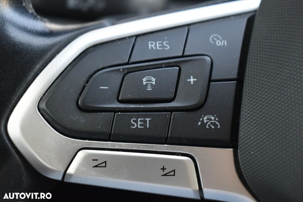 Volkswagen Passat - 9