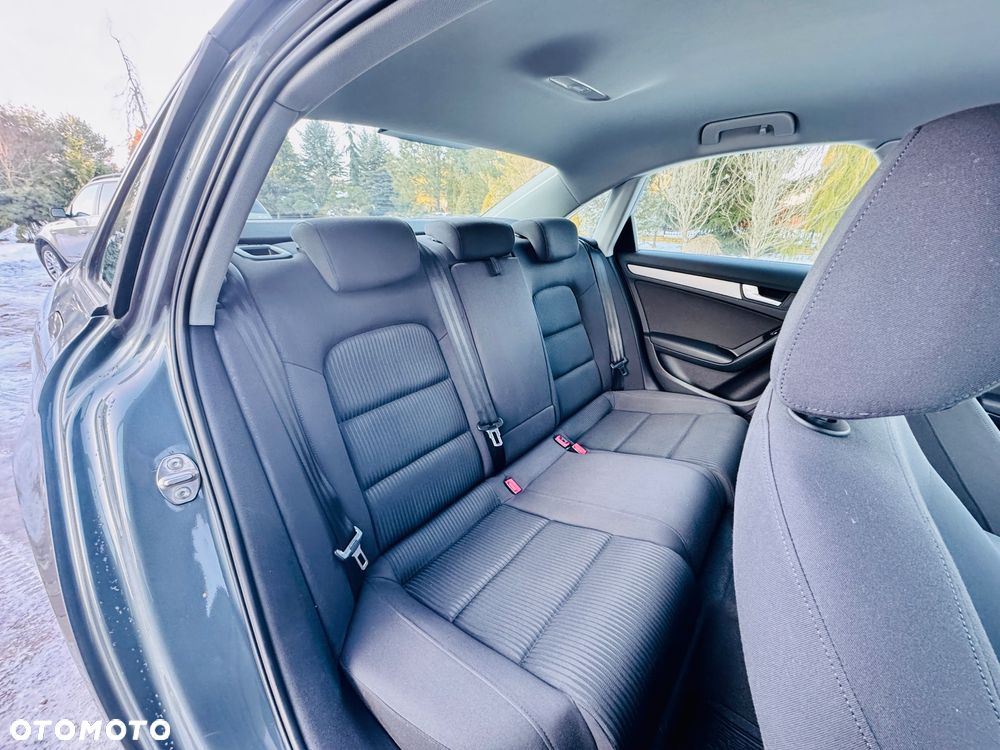 Audi A4 Limousine - 17