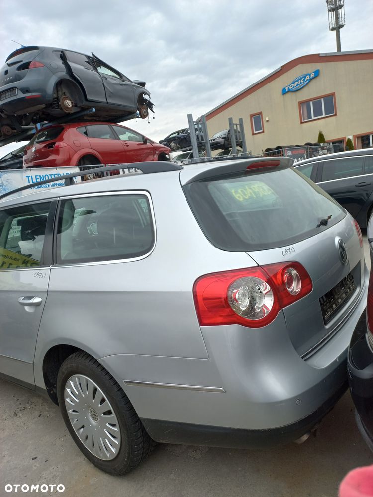 na części vw passat b6 04- z silnikiem 2.0 tdi o oznaczeniu bmp kod lakieru LA7W silnik palący - 3