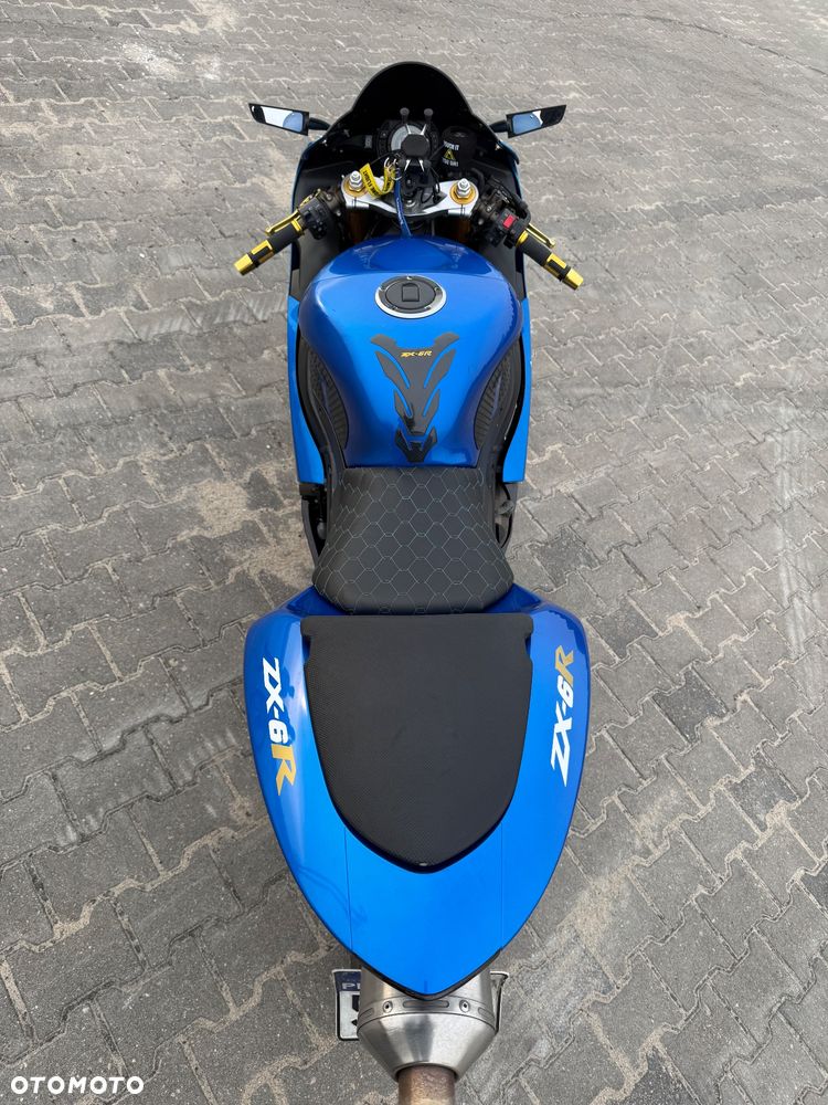 Kawasaki ZXR - 8