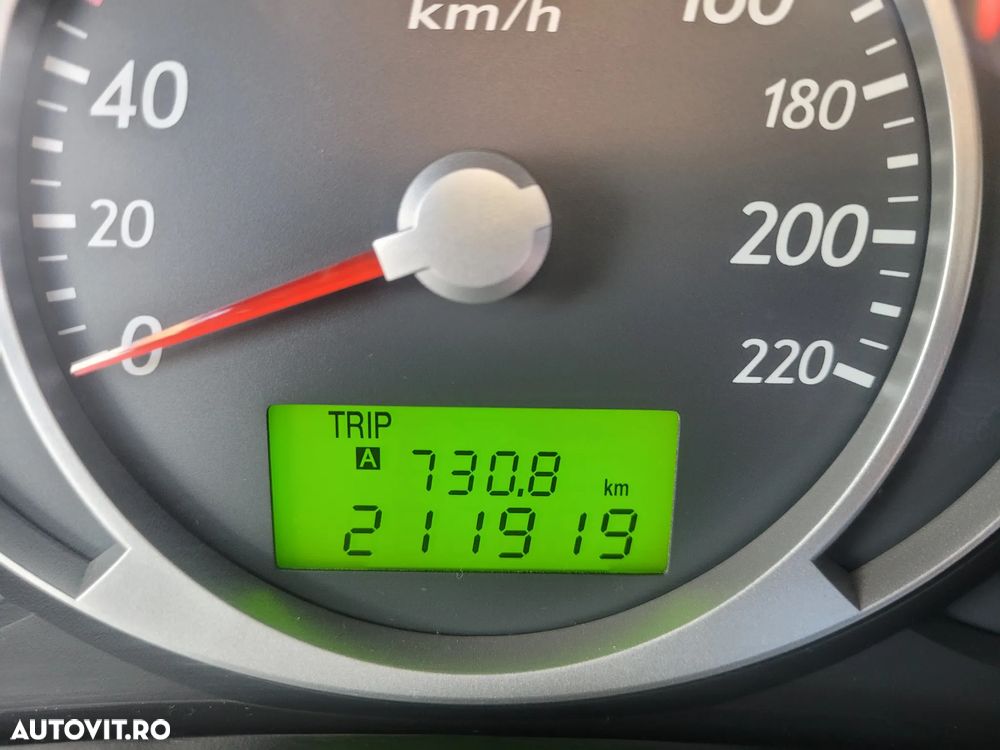Hyundai Tucson 2.0 DOHC 2WD - 9